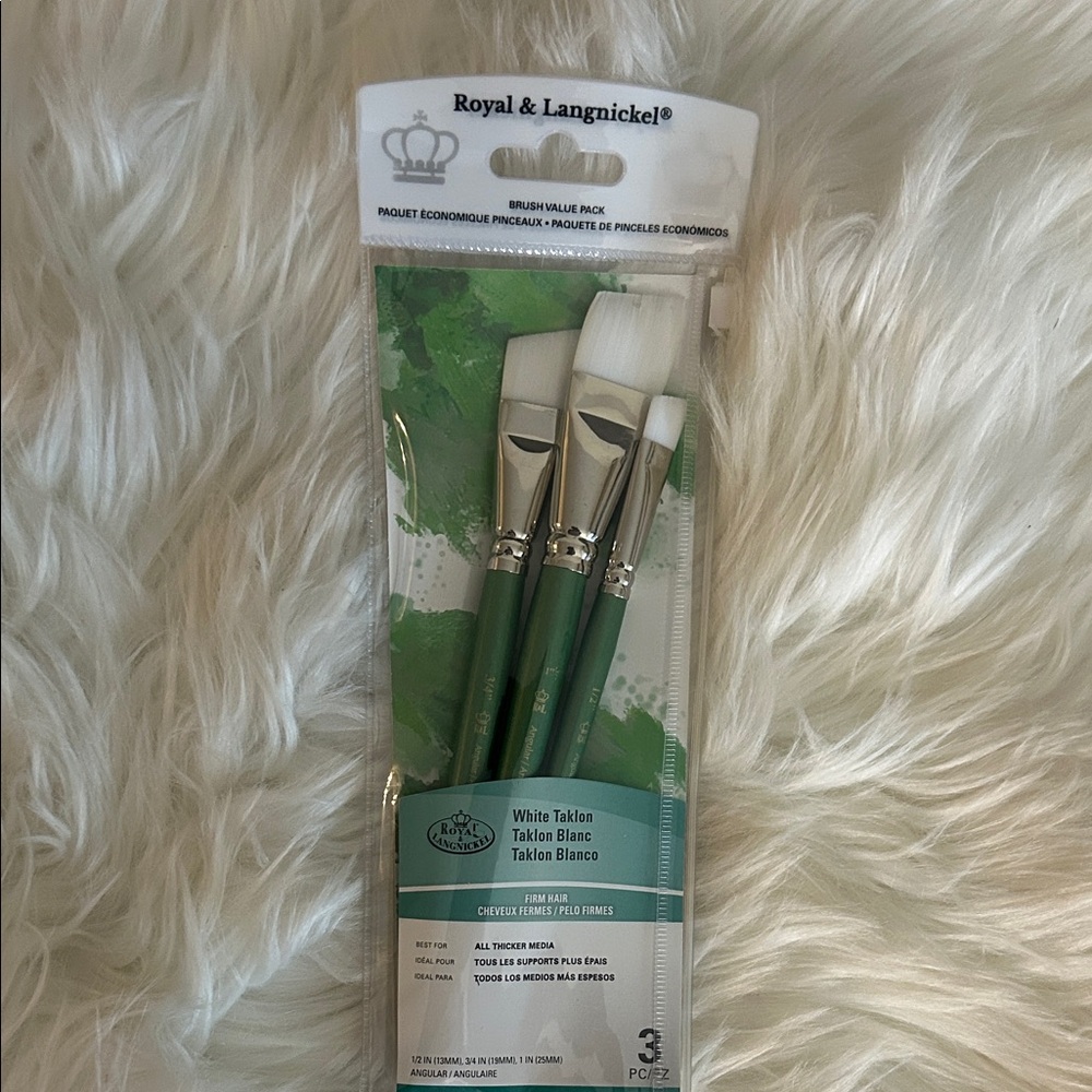 Royal & Langnickel White Taklon Brush Set